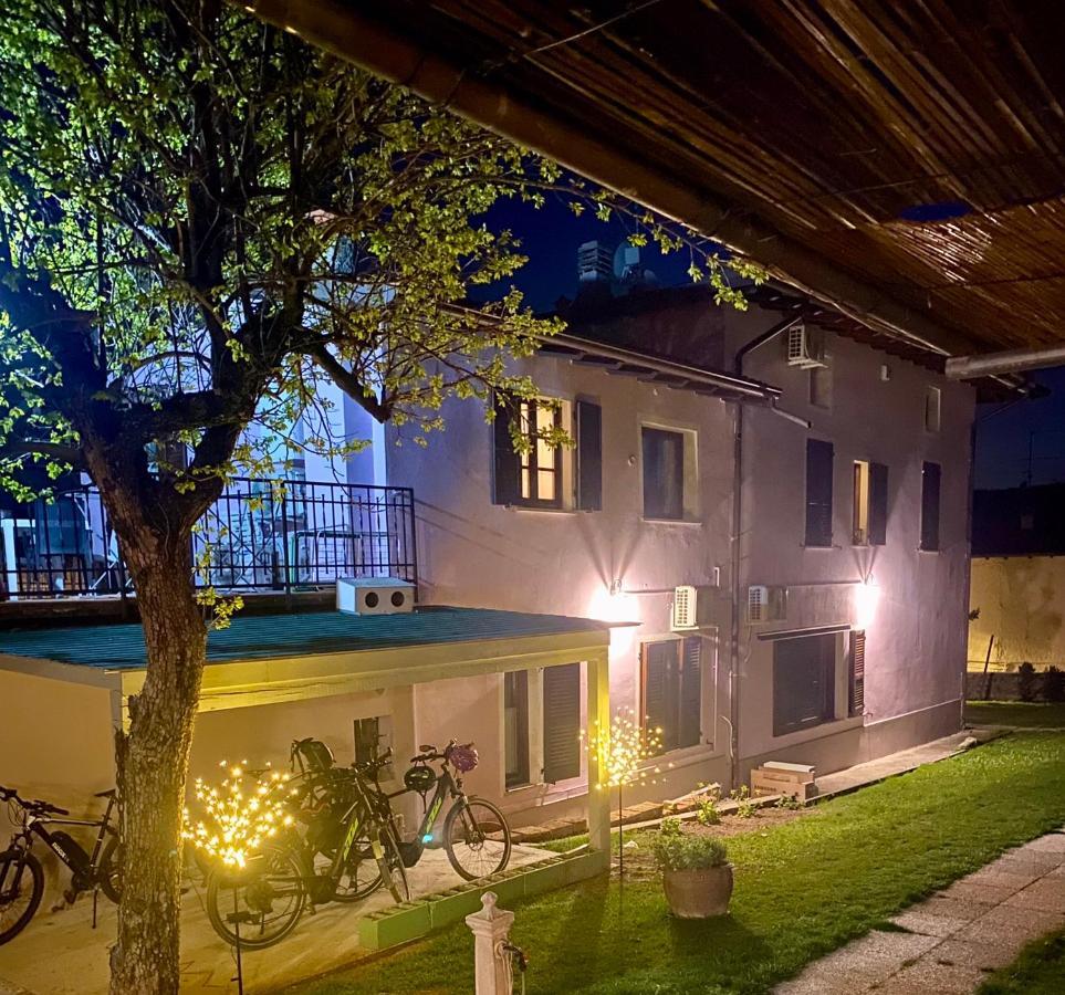 La Casa Di Campagna Sul Garda Пуеняго Екстериор снимка
